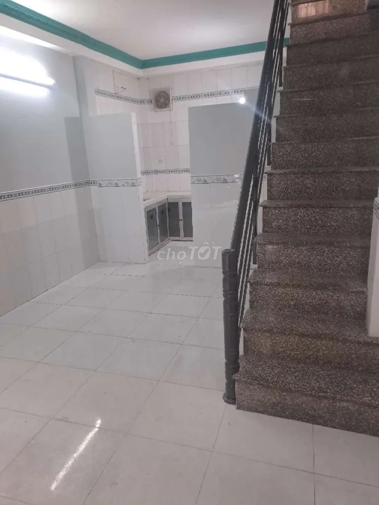 nha cho thuê ngyên căn phường chánh hưng