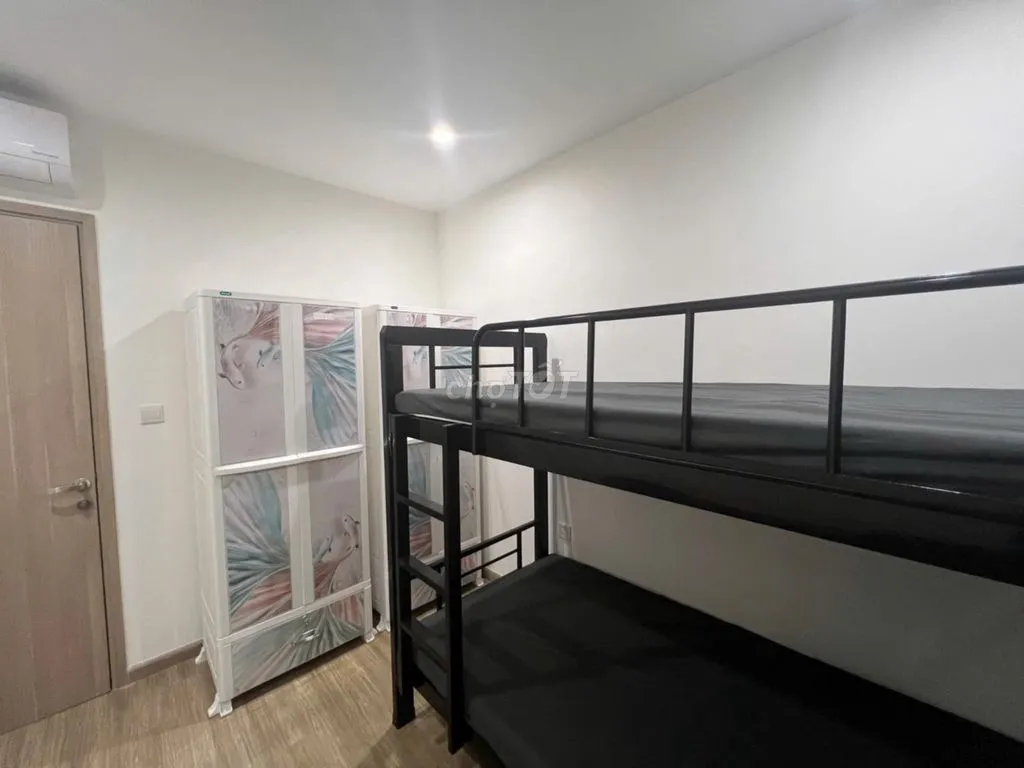 Phòng nam ở ghép Vinhomes Grand Park thành phố Thủ Đức.
