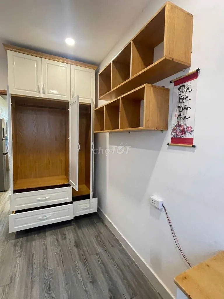 3PN Tara Nhà Đẹp Mới Sơn Cuối Tháng ở