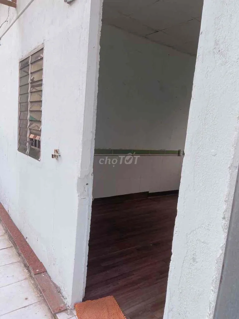 PHÒNG TRỌ GIÁ SV TÔ KÝ Q12