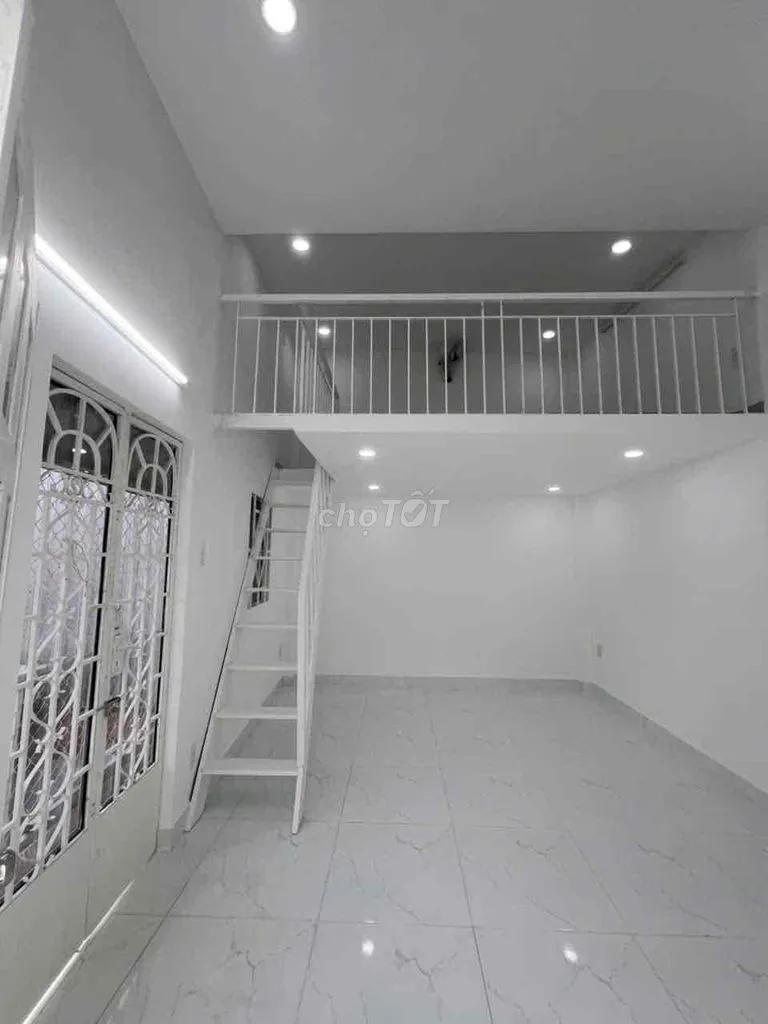 Nhà Cho Thuê Âu Cơ 2 phòng ngủ 2wc