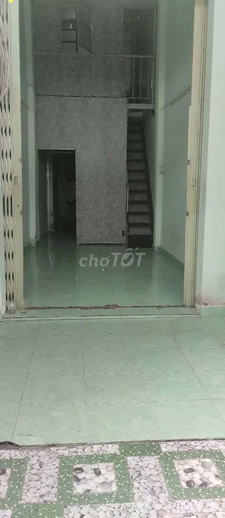 Nhà 1 trệt 1 đúc lửng,3 phòng,DT sử dụng 65m2