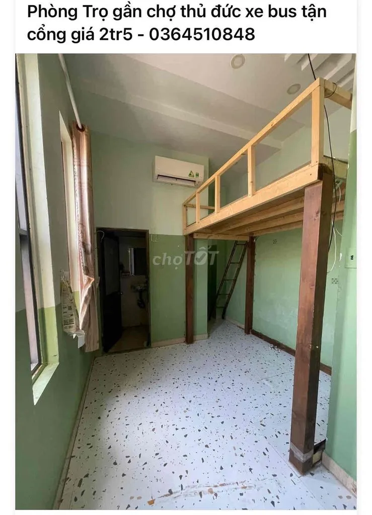 Phòng trọ gần chợ thủ đức lầu 1 có gac,cửa sổ nhà vệ sinh riêng