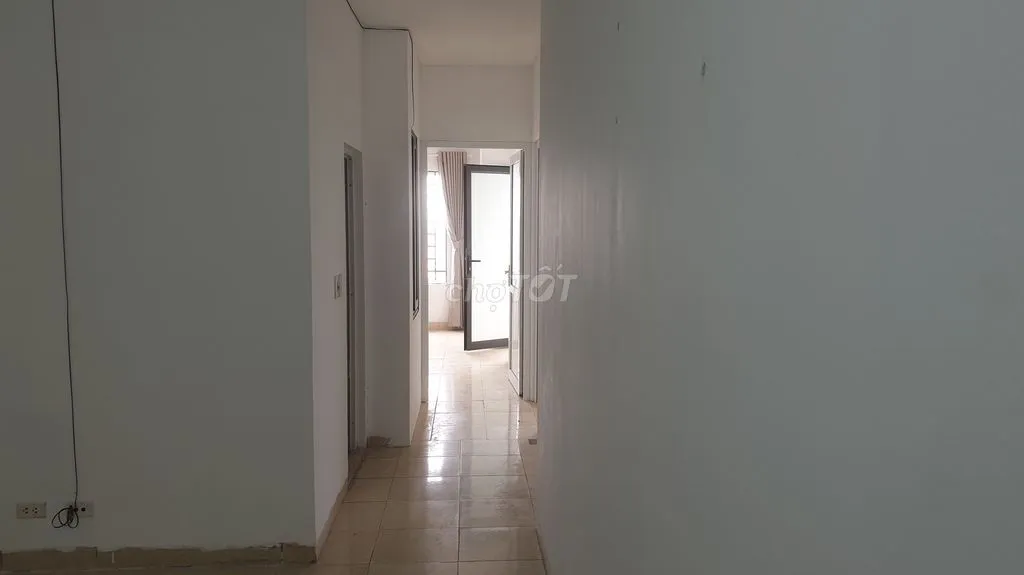 Cho thuê căn hộ 82m2, 2PN,2VS - Tòa Tân Việt - đối diện KĐT Tân Tây Đô