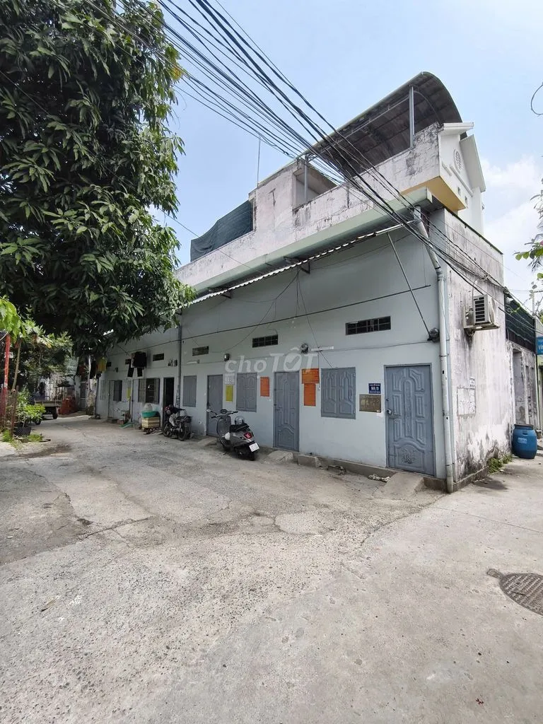 Nhà trọ gác đúc cao ráo sạch sẽ