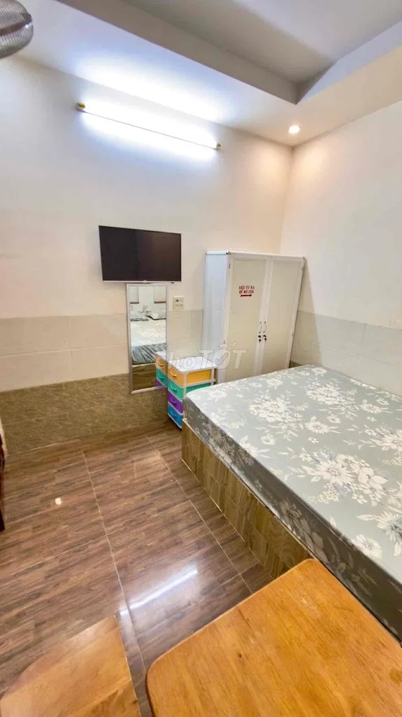 CHO THUÊ MINIHOUSE 20M2 SẴN NỘI NGHI ĐƯỜN TRẦN CHIÊN GẦN ĐH TÂY ĐÔ 2.2