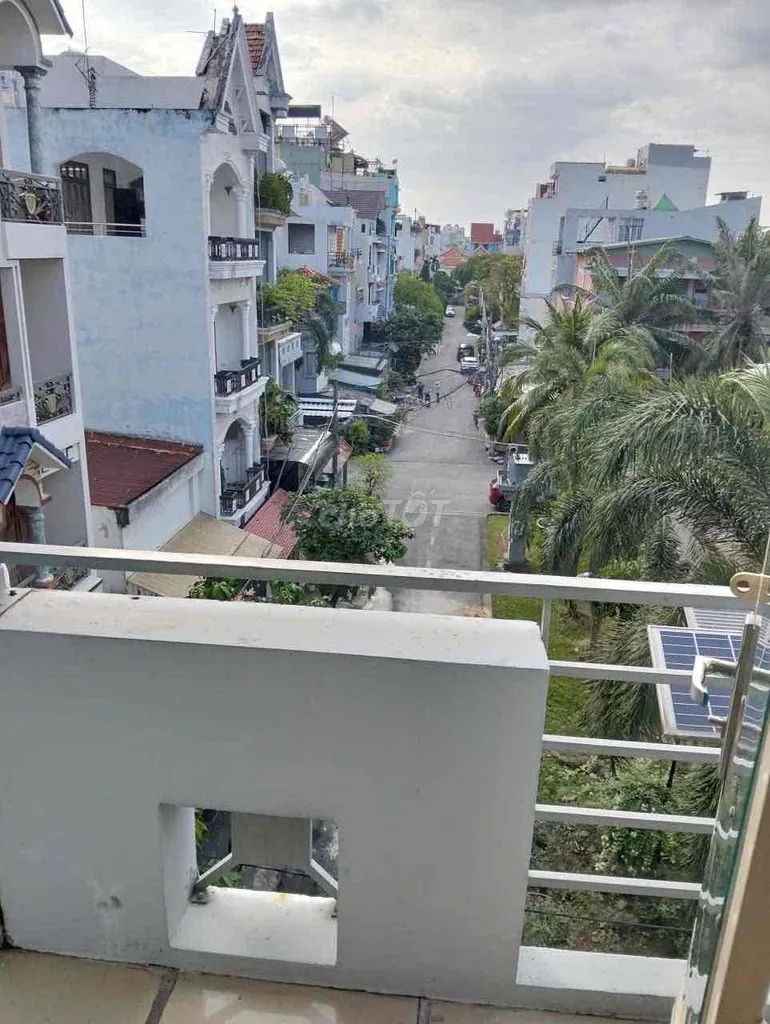 3TR5 ngay cv làng hoa