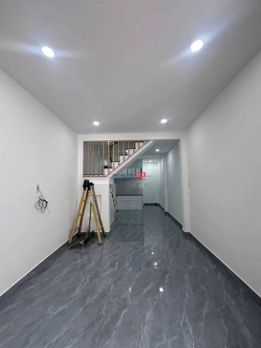 Nhà nguyên căn, Q. phú nhuận 109m2, đầy đủ nội thất, 2PN Giá thuê 13,5 tr/th