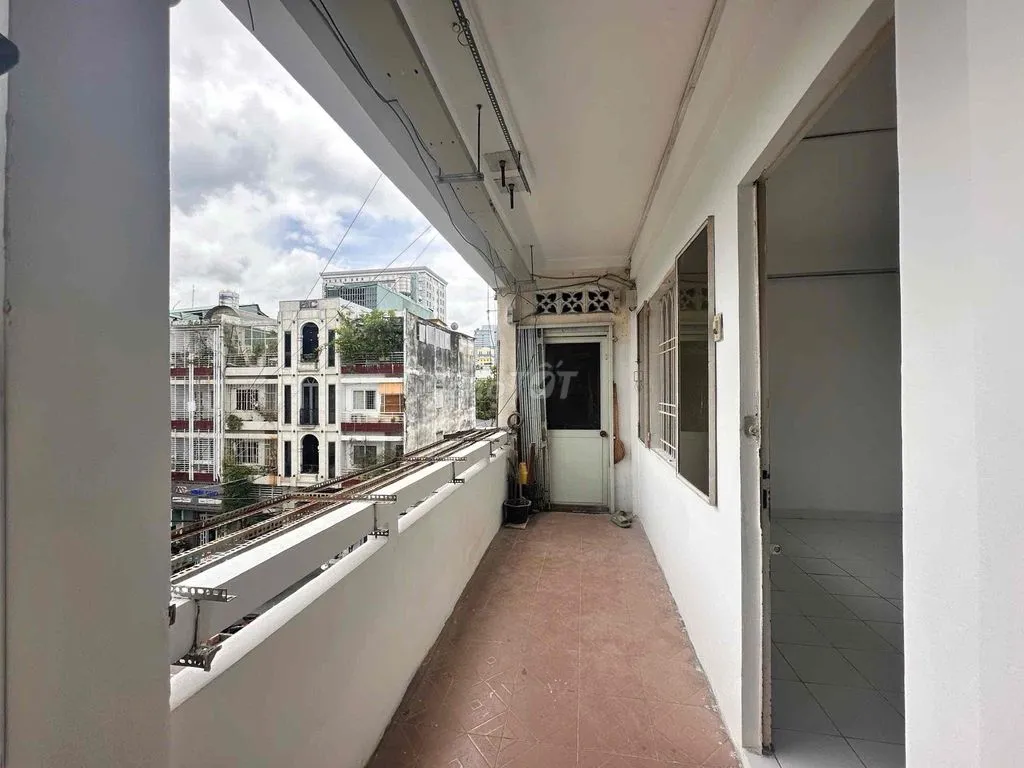 11 TRIỆU/THÁNG – CĂN HỘ LÝ VĂN PHỨC QUẬN 1