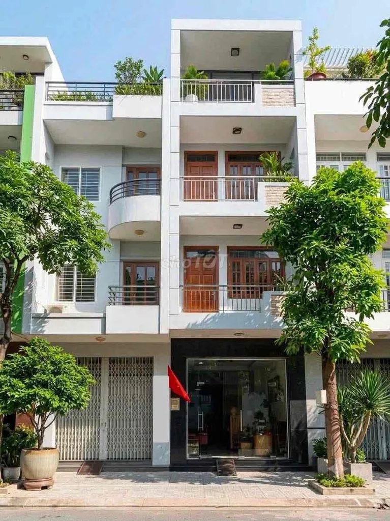 CHO THUÊ NHÀ 3 LẦU 4PN 5WC GIÁ 30TR