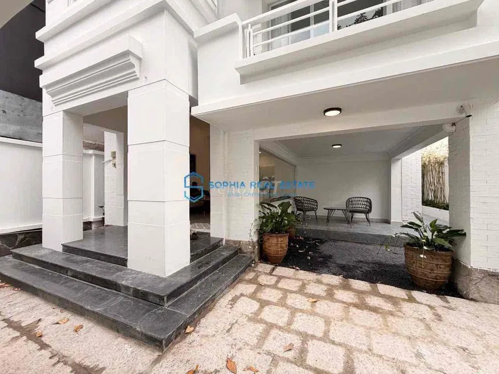 ⭕️ Siêu phẩm! Villa 200m2 đất, 3 tầng 4PN 5WC full nội thất, sân vườn,