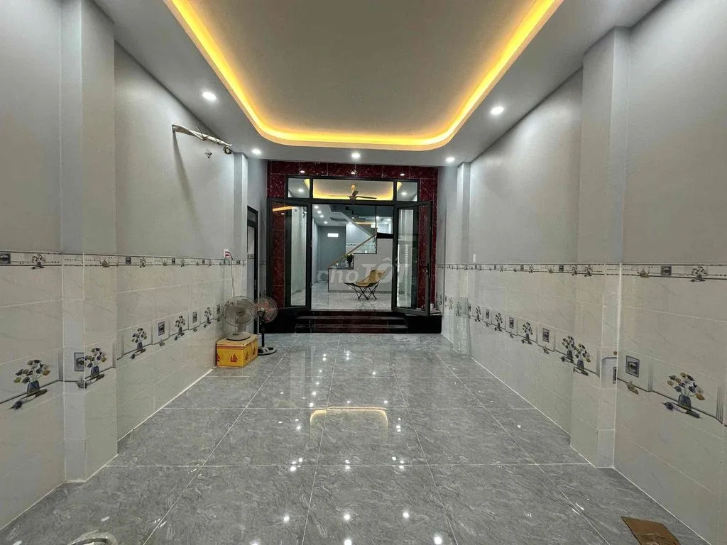 Thuê Nhà Mặt Tiền Chợ  2PN Phù Hợp Kinh Doanh