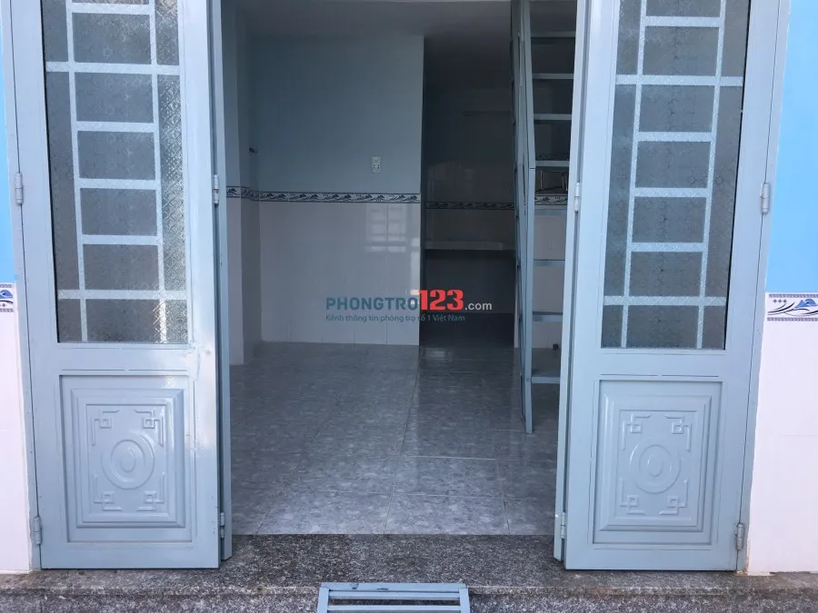 Cho thuê nhà nguyên căn mới xây đường 160 Lã Xuân Oai, Quận 9