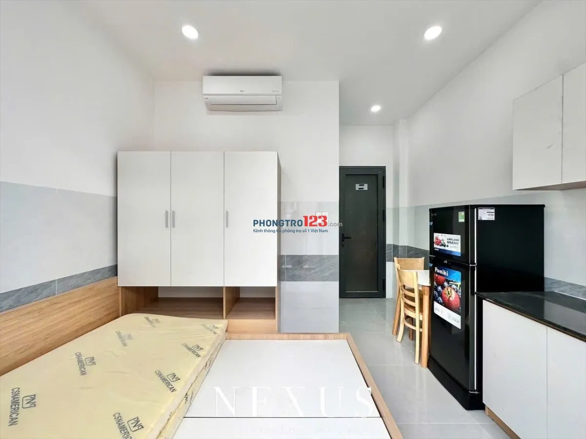 Studio Full Nội Thất, Mới Đẹp 100%, Ngay Phan Huy Ích, Dọn Vào Là Ở