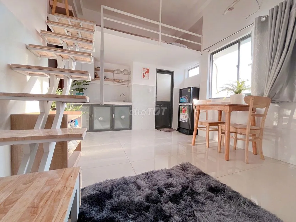 Nguyễn Thị Định _ Quận 2 Zá thật giáp Mai Chí Thọ ,Quận 1, Bình Thạnh