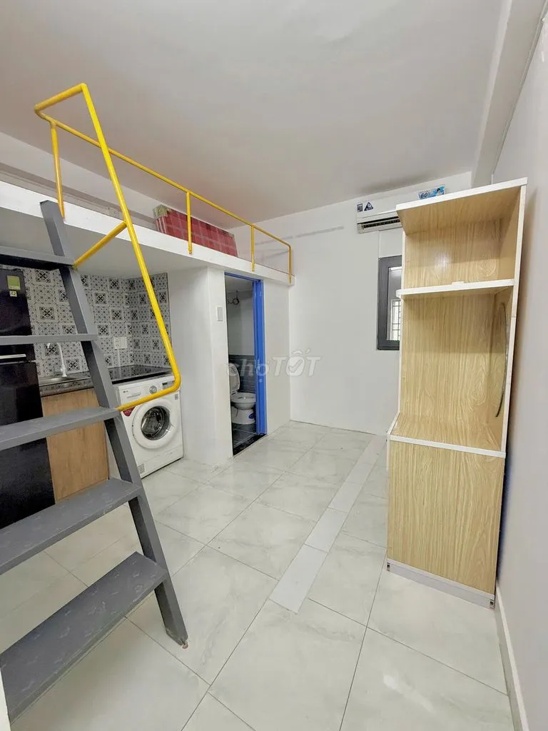 Phòng mới xây hẻm 161 Lạc Long gần UBND Quận 11.