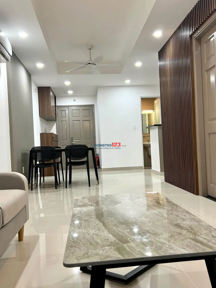 Cho thuê The Manor 2-Nguyễn Hữu Cảnh căn 2p ngủ, NTCC giá 17tr/tháng