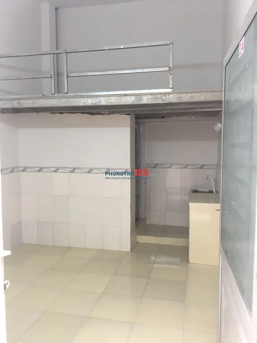 Nhà trọ mới xây trệt, giờ tự do, không chung chủ giá từ 2tr/ tháng , Phan văn Hớn.