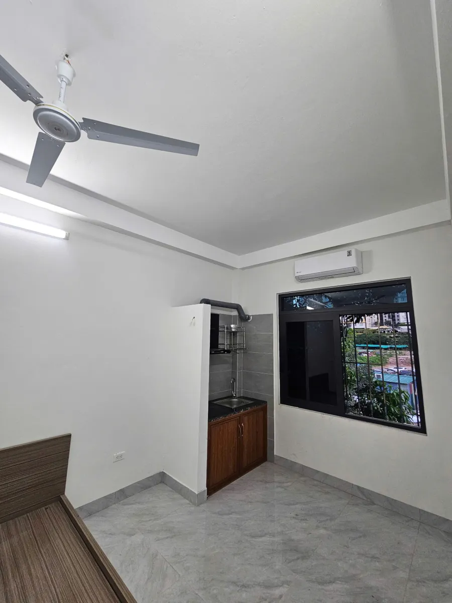 PHÒNG MỚI XÂY - PEACEFUL HOUSE TRUNG VĂN - Gần bệnh viện, siêu thị, công viên, chợ, trường học, giao thông thuận tiện