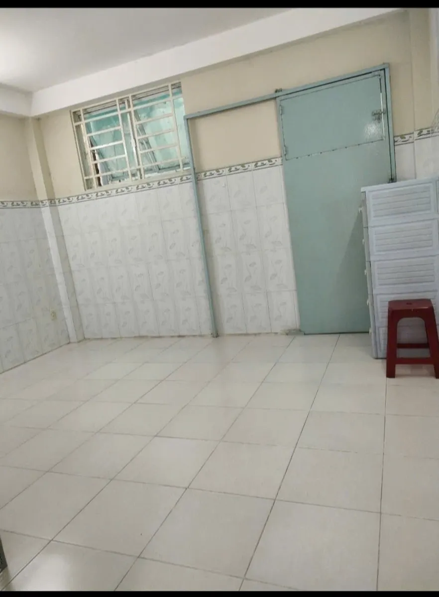 Phòng Trọ cho Nữ thuê, sạch sẽ thoáng mát, gần chợ Long Vân Tự, Gần ngã 4 Hàng Xanh