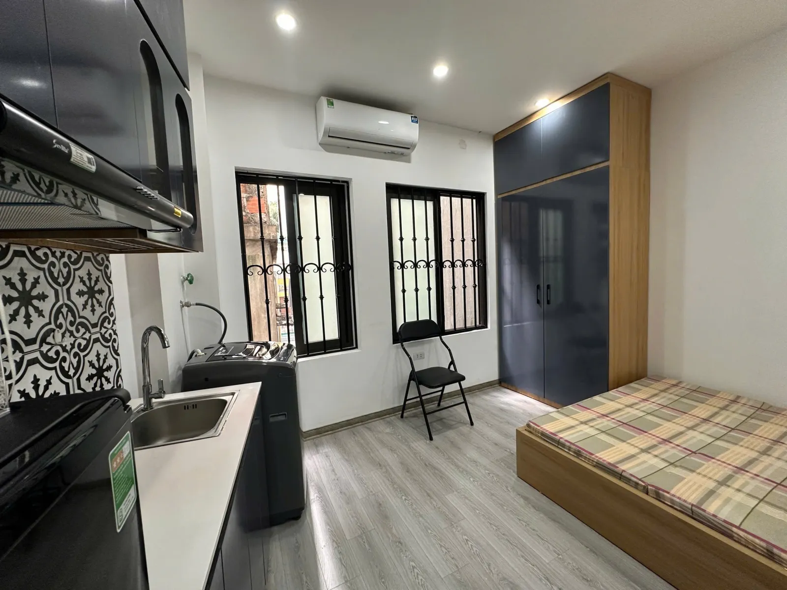 Nhà 18 Ngách 1194/61 Đường Láng - Đống Đa 1N1K