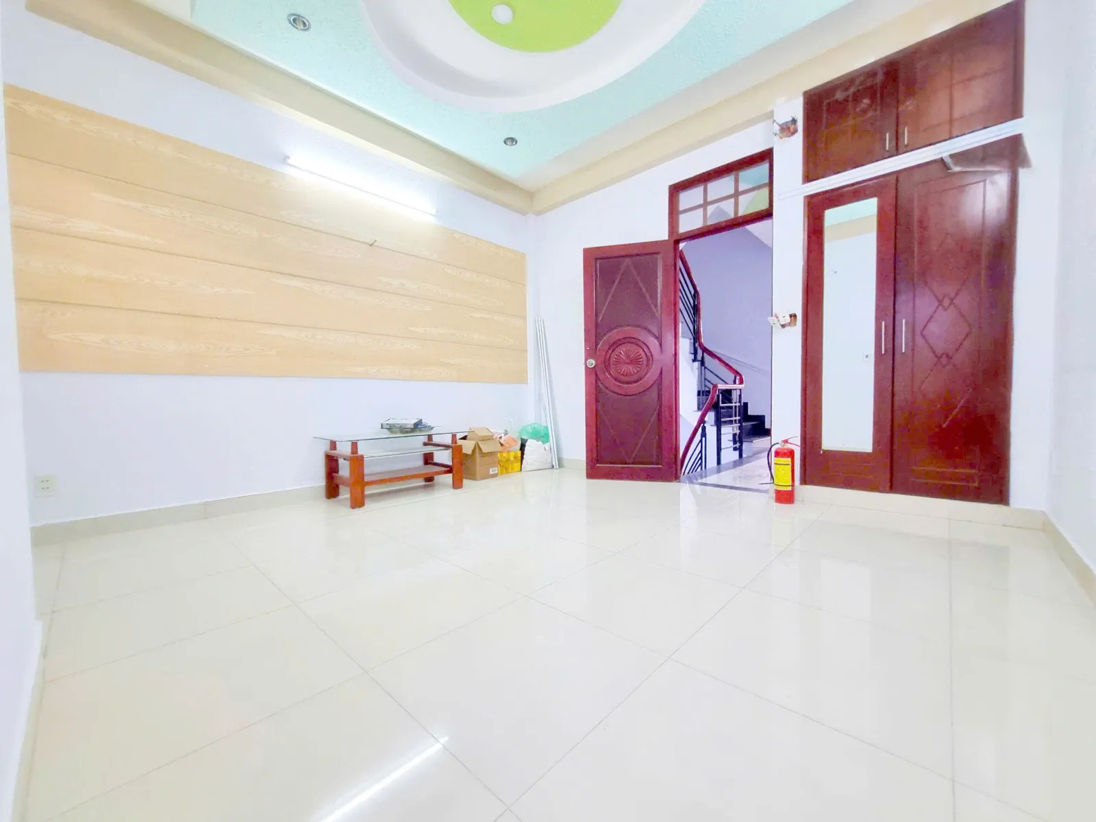 PHÒNG TRỌ RỘNG RÃI NỘI THẤT CƠ BẢN GÒ VẤP