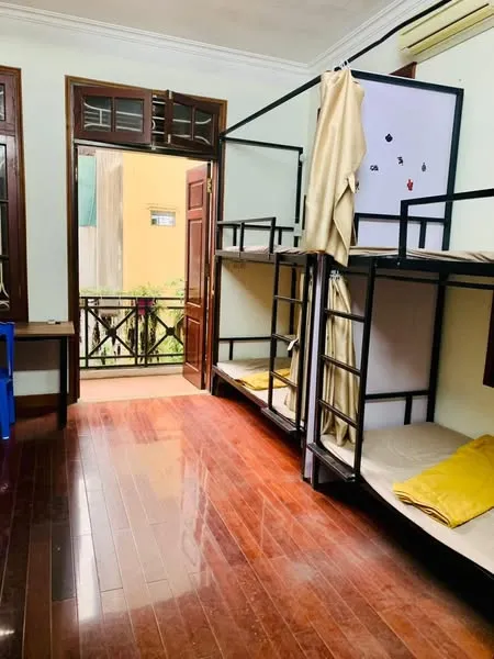 Ký túc xá Số nhà 2, ngách 28/184 Hoa Bằng, Yên Hoà, Cầu Giấy, Hà Nội
