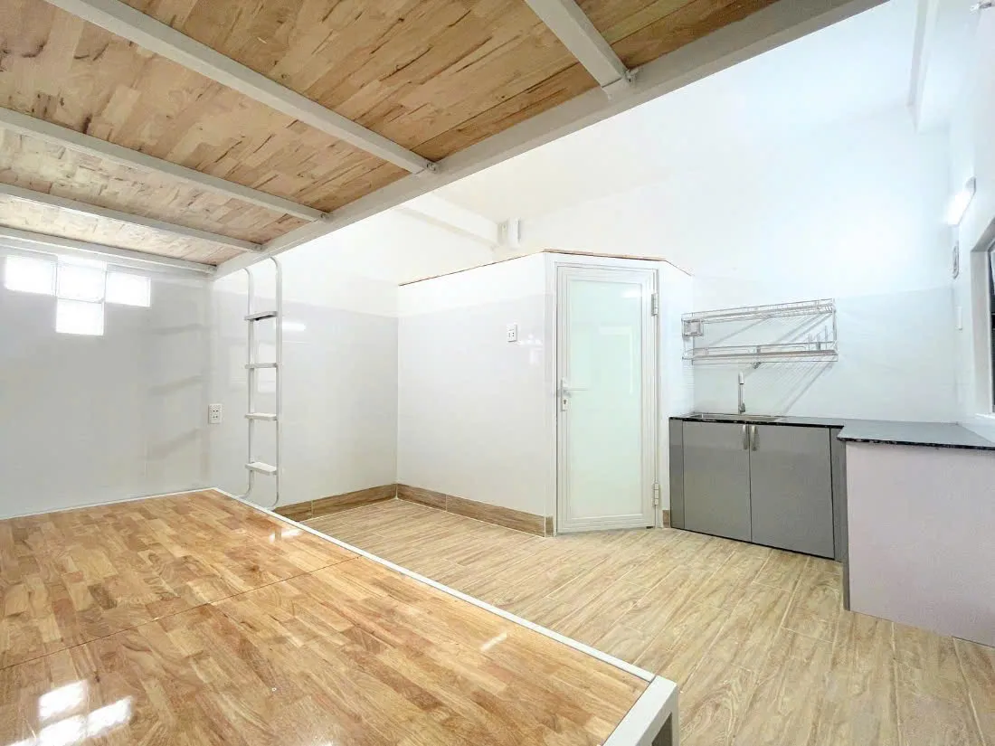 CHO THUÊ CHDV CAO CẤP GẦN NGÃ 4 BỐN XÃ 