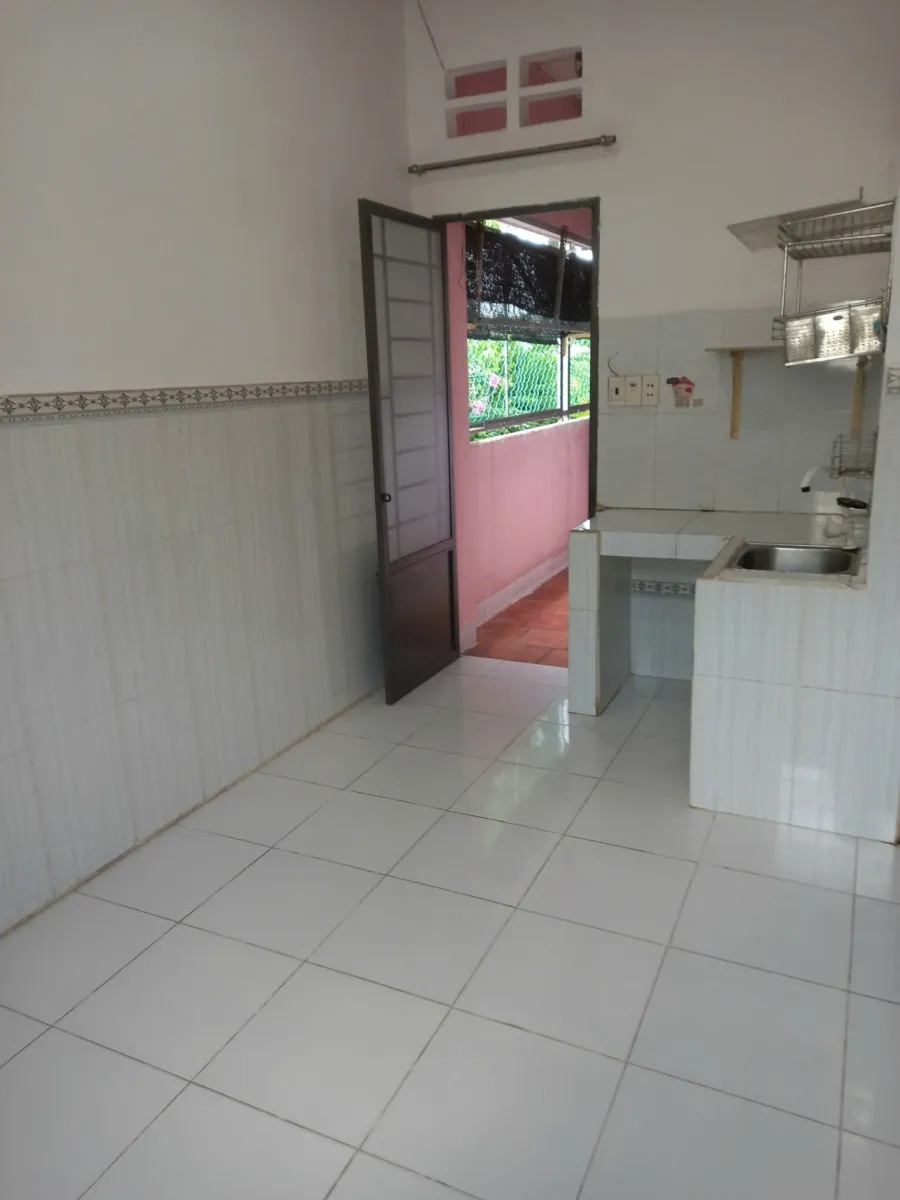 Phòng trọ 5x4m Q12 Tân Thới Nhất Phan văn Hớn 2tr