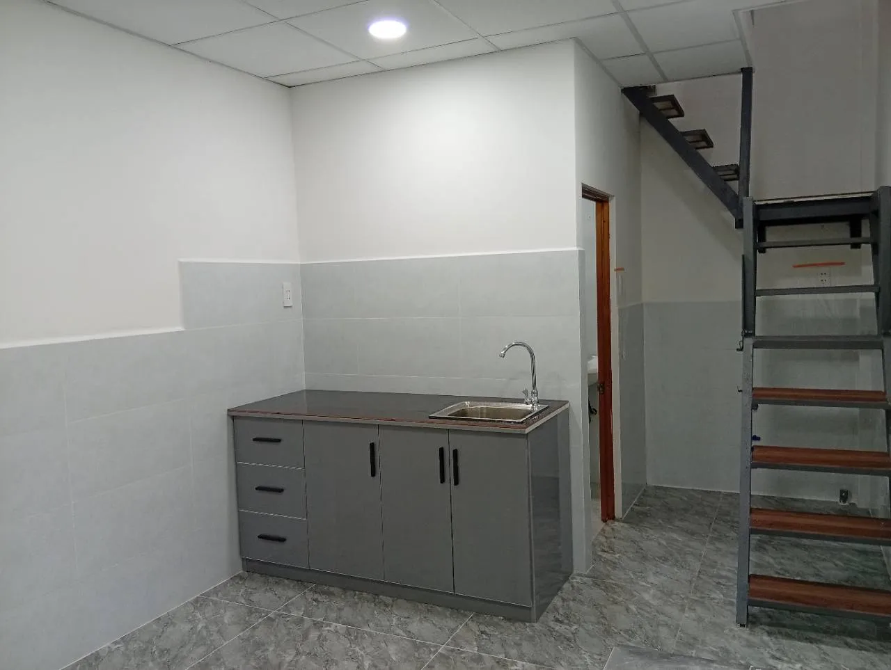 Phòng cho thuê gần Công Viên Phần Mềm Quang Trung, ngã tư An Sương.
