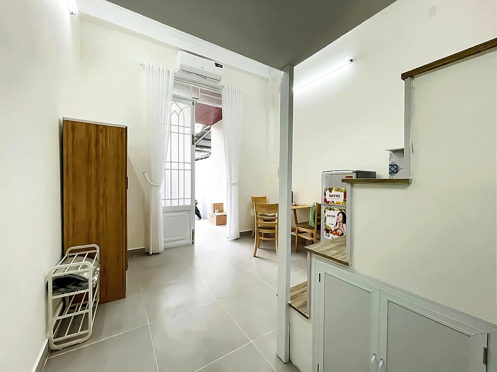[QUẬN 7] PHÒNG TRỆT 35M2 CÓ SÂN RIÊNG – SÁT VÁCH CÁC TRƯỜNG ĐẠI HỌC