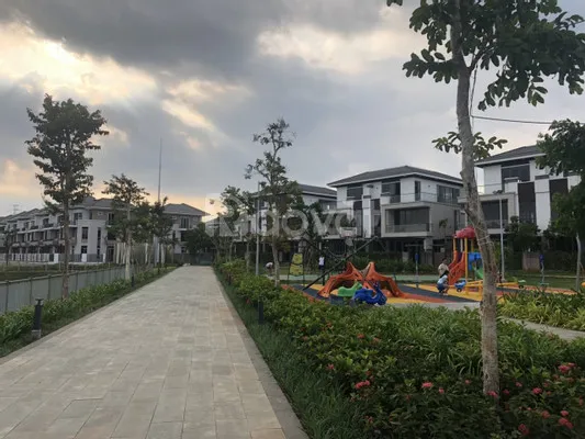 Chính chủ cho thuê Phòng trọ Full cao cấp tại Lavila Kiến Á, Nhà Bè, 27m2- giá 4.5tr/tháng